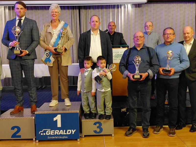 Representing Rezenthel Frères 2nd Europa Marathon 2025 - Alongside 1st Place Martha Van Geel - 3rd Place Rutz & Sons